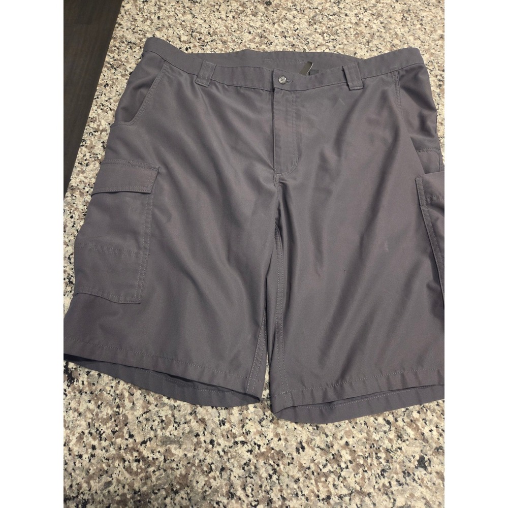 Design Collective by Cintas Mens Gray Cargo Shorts Size 42RG Style 115631-033